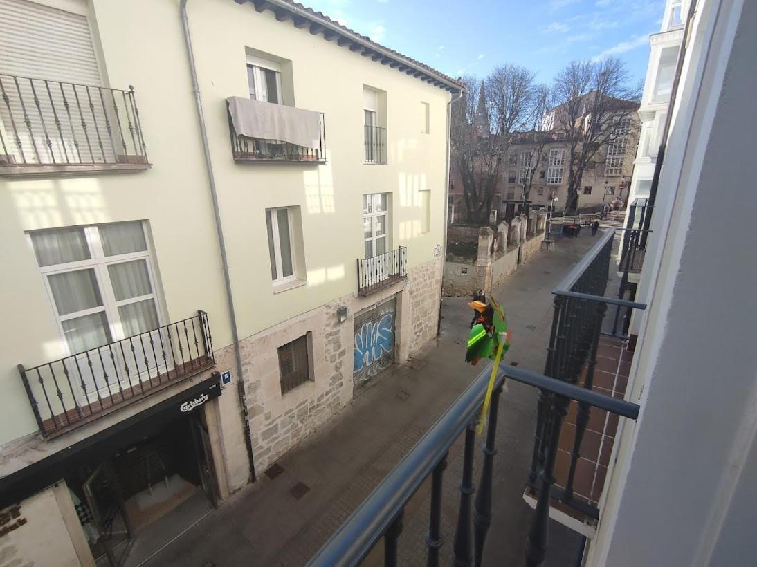 Piso turístico - Los Castaños de Burgo Exterior foto